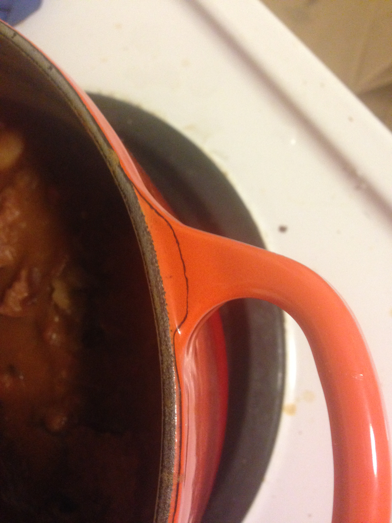 Illustration for article titled Le Creuset Cracking?